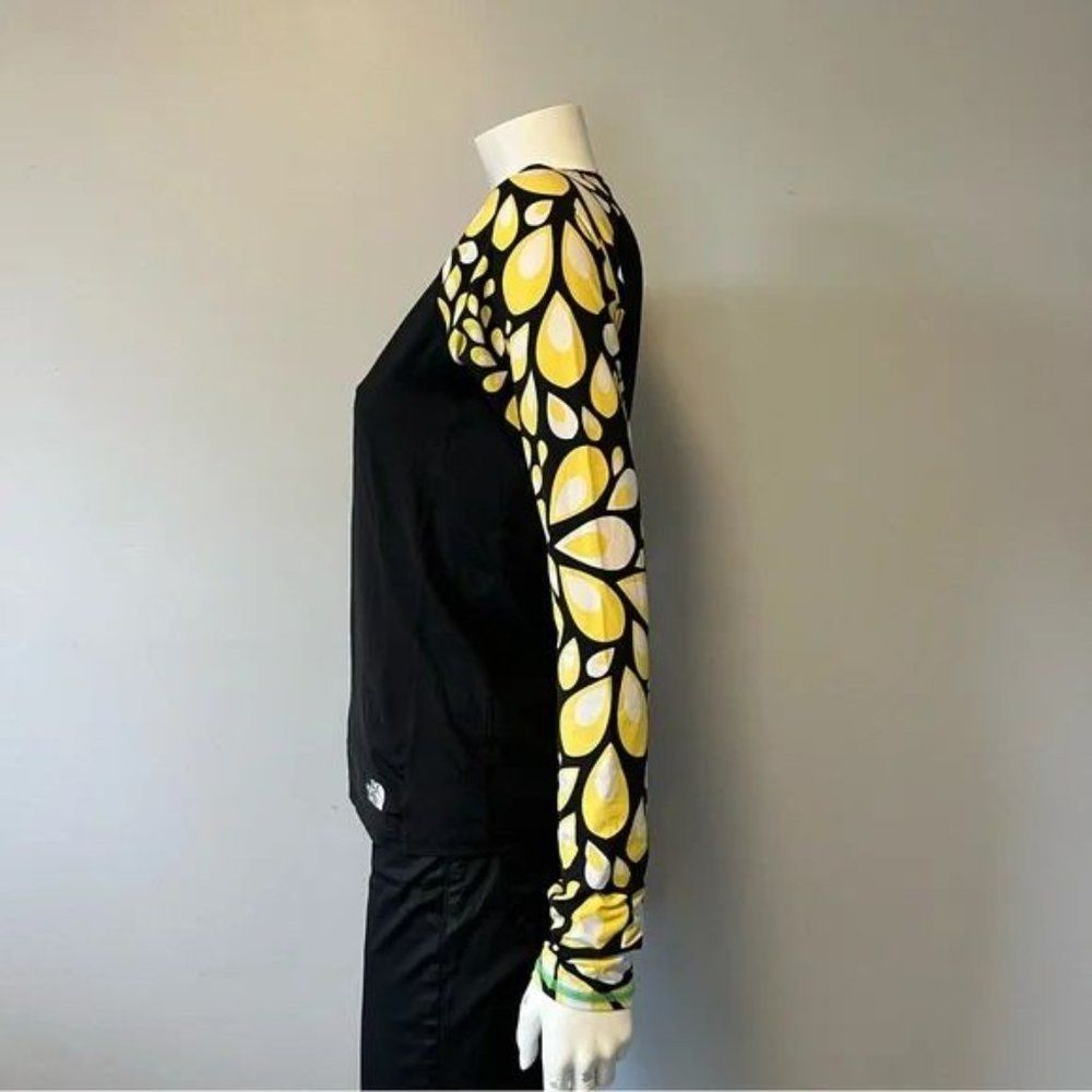 The North face Rash Guard top fro women size medium black and yellow - Picture 7 of 7